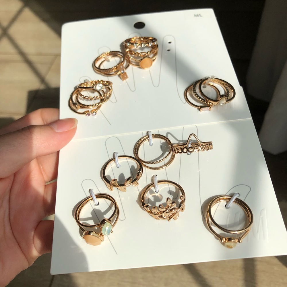 Size M/L H&M Gold Ring Set